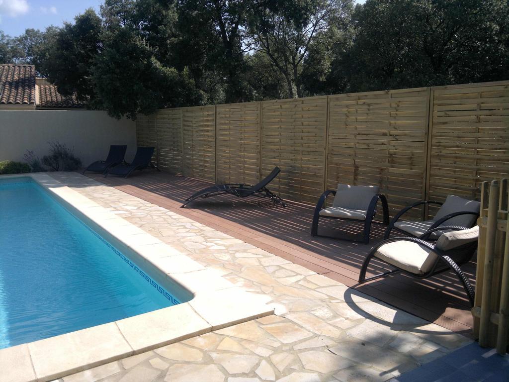 A L'Est D'Uzes Villa Saint-Siffret Exterior foto